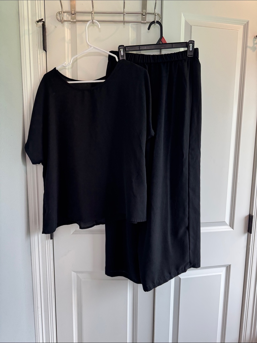 SHEIN Black Wide-Leg Pant and Short Sleeve Top Set